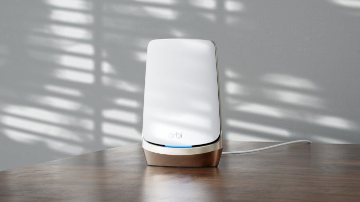 NETGEAR bietet den Router der Orbi™ 960 Serie jetzt auch als erweiterbare Stand-Alone-Lösung an