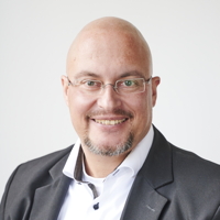 adesso und Infermedica starten Kooperation zur Optimierung der Gesundheitsversorgung