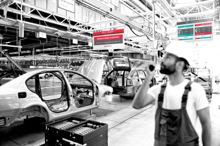 Wie sich der Shopfloor-Alltag 2024 verändert Wie sich der Shopfloor-Alltag 2024 verändert