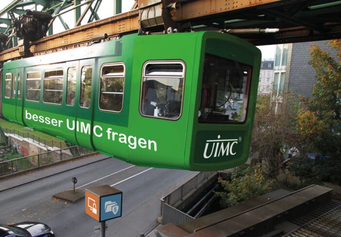 Open Source Software: Vorteile und Risiken beim Einsatz Open Source Software: Vorteile und Risiken beim Einsatz