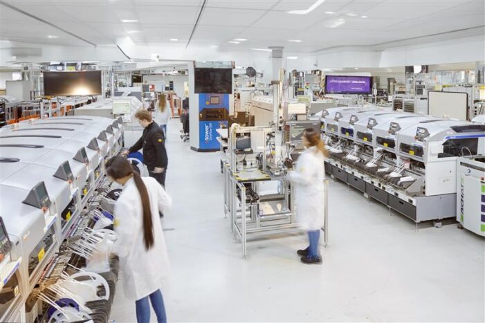 Limtronik feiert Jubiläum: Ein Blick auf die Geschichte der Elektronikfertigung