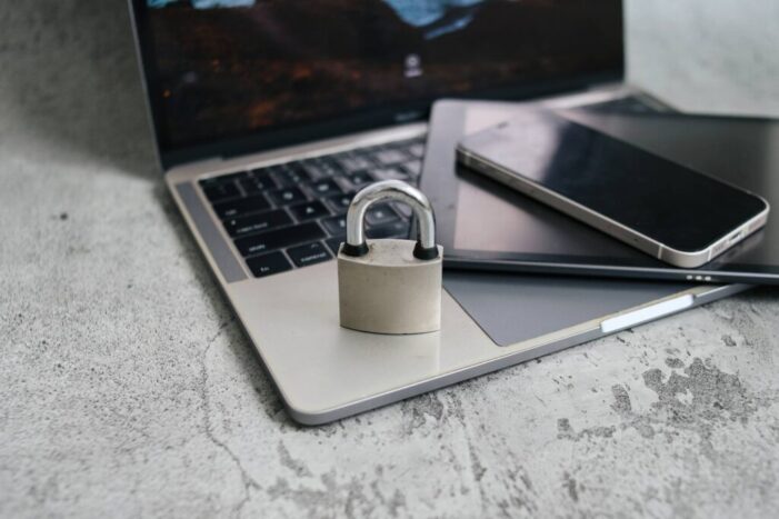 Neoxum OnScreen Privacy Hybridglas – Innovative Technologie für den Schutz der Privatsphäre