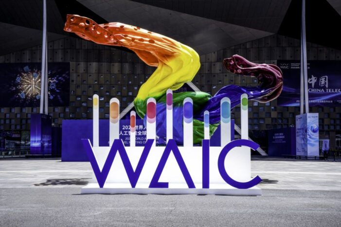 Beschleunigung der Entwicklung der automobilen verkörperten Intelligenz