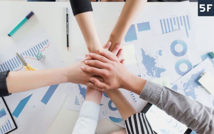 Digitale Verbandsarbeit: Wie Verbände mit 5F ihre Gremienarbeit transparent organisieren