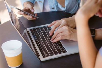Agentursysteme: Teamkommunikation auf den Punkt gebracht durch integrierte Chat-Tools Agentursysteme: Teamkommunikation auf den Punkt gebracht durch integrierte Chat-Tools