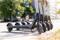 DATA REVERSE® Datenrettung: Versteckte Gefahr im E-Scooter-Akku – Laptop nach Brand beschädigt, doch Daten gerettet