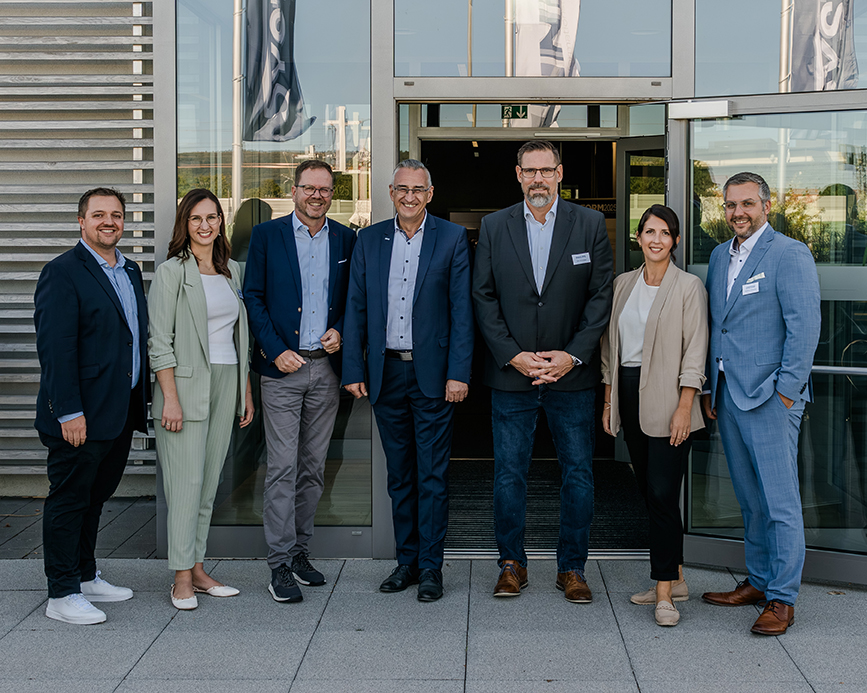 SYSTEAM wird neuer Distributor für Philips Monitore