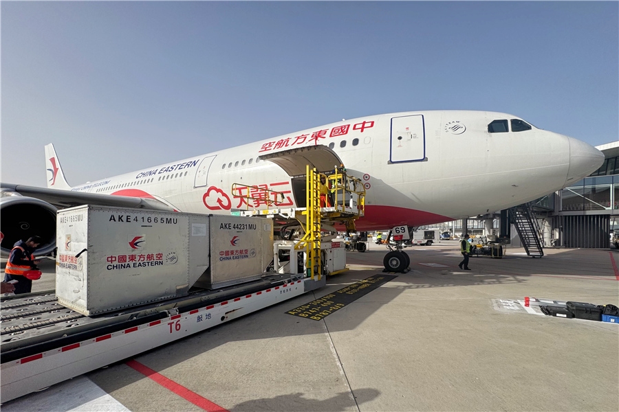 China Eastern Airlines nimmt am 30. November die Direktverbindung Peking–Maskat auf China Eastern Airlines nimmt am 30. November die Direktverbindung Peking–Maskat auf