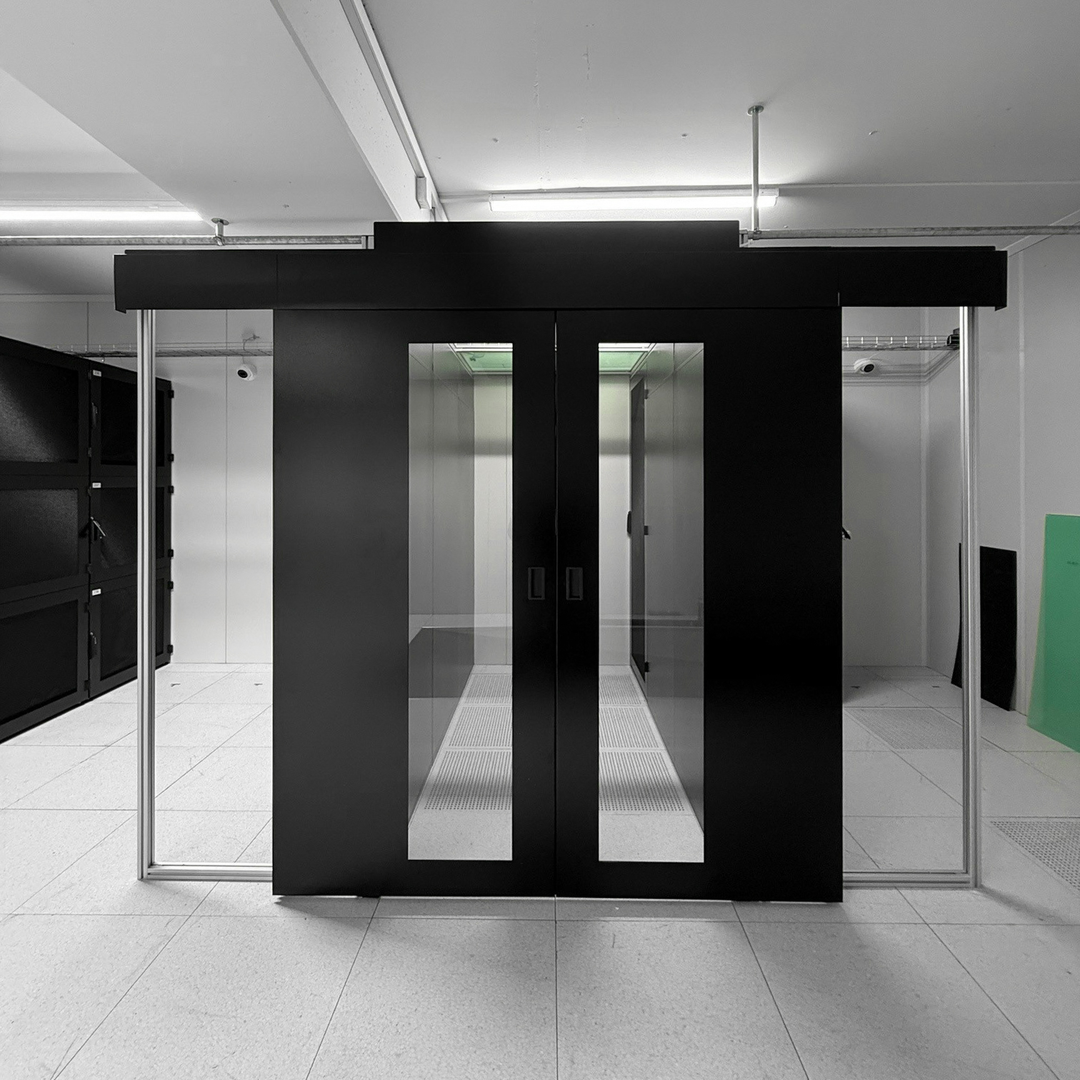 SupraNet AG setzt bei Modernisierung seines Rechen-zentrums auf SCHÄFER IT-Systems SupraNet AG setzt bei Modernisierung seines Rechen-zentrums auf SCHÄFER IT-Systems