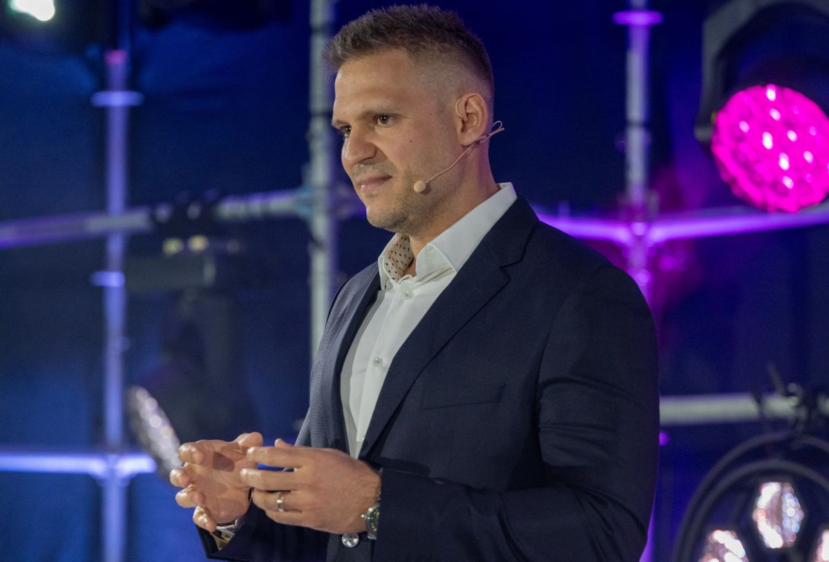 80 Plätze, 8 Profis, 1 Ziel: Marc Pastuska bringt Cyber-Spezialeinheit nach Monheim