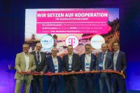WEMACOMöffnet Glasfasernetz für Telekom: Neuer Meilenstein für die digitale Infrastruktur in Westmecklenburg WEMACOMöffnet Glasfasernetz für Telekom: Neuer Meilenstein für die digitale Infrastruktur in Westmecklenburg