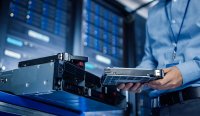 Serverausfall in der Steuerkanzlei: Wenn der Zugriff auf Mandantendaten fehlt Serverausfall in der Steuerkanzlei: Wenn der Zugriff auf Mandantendaten fehlt