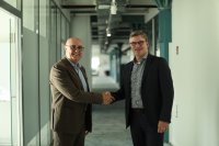 Digitale Souveränität für die Energiewirtschaft: VIVAVIS und TelemaxX bündeln Kräfte für den sicheren Betrieb kritischer OT-Anwendungen Digitale Souveränität für die Energiewirtschaft: VIVAVIS und TelemaxX bündeln Kräfte für den sicheren Betrieb kritischer OT-Anwendungen