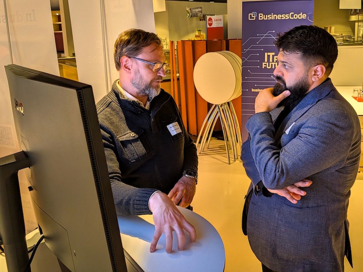 BusinessCode zeigt KI-Anwendung bei „Industrie meets IT“ BusinessCode zeigt KI-Anwendung bei „Industrie meets IT“