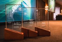 P&G, Nestlé, Mars, AstraZeneca, ITC und Bekaert gewinnen die OMP Supply Chain Awards P&G, Nestlé, Mars, AstraZeneca, ITC und Bekaert gewinnen die OMP Supply Chain Awards