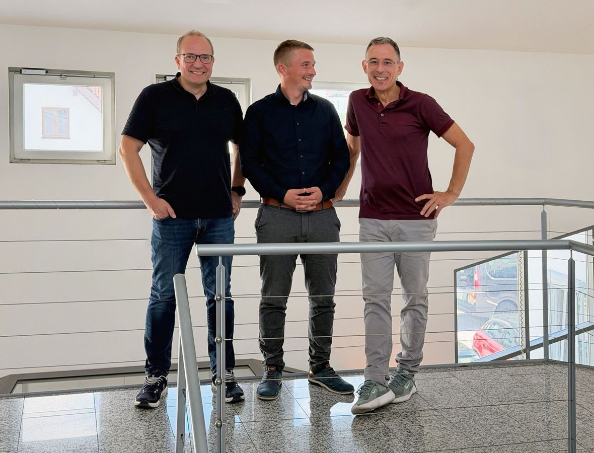 Augsburger IT-Systemhäuser 8ITS und INFOMAS bündeln Kräfte Augsburger IT-Systemhäuser 8ITS und INFOMAS bündeln Kräfte